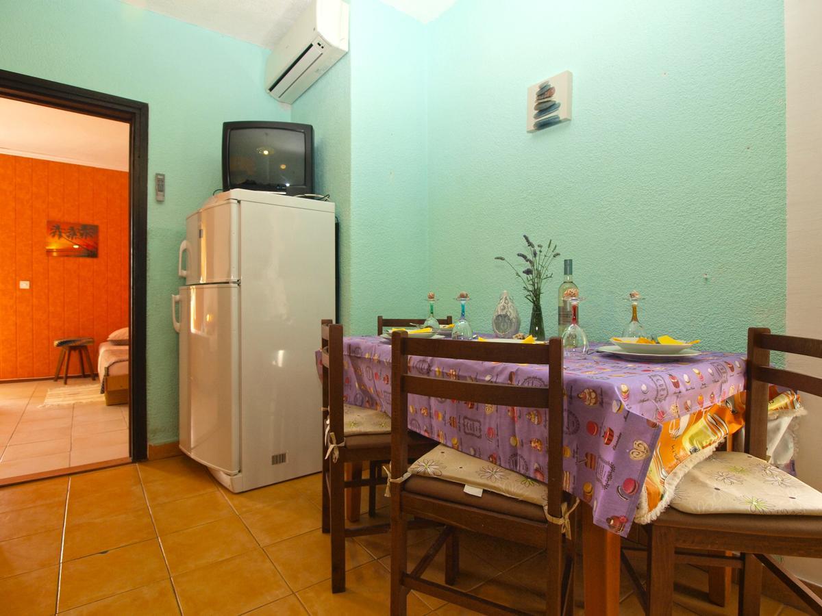 Apartments Davor 1676 Banjole Esterno foto