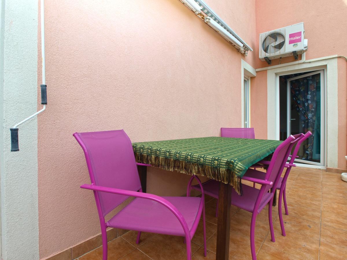 Apartments Davor 1676 Banjole Esterno foto