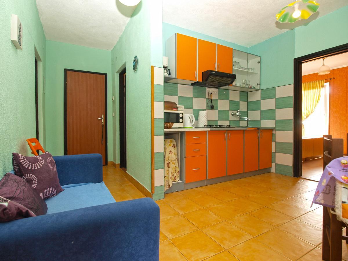 Apartments Davor 1676 Banjole Esterno foto