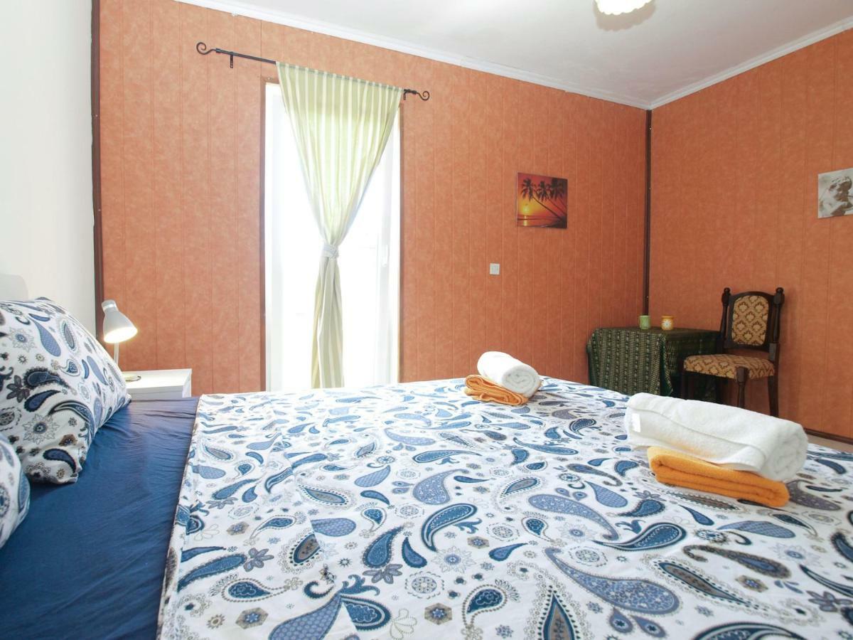 Apartments Davor 1676 Banjole Esterno foto