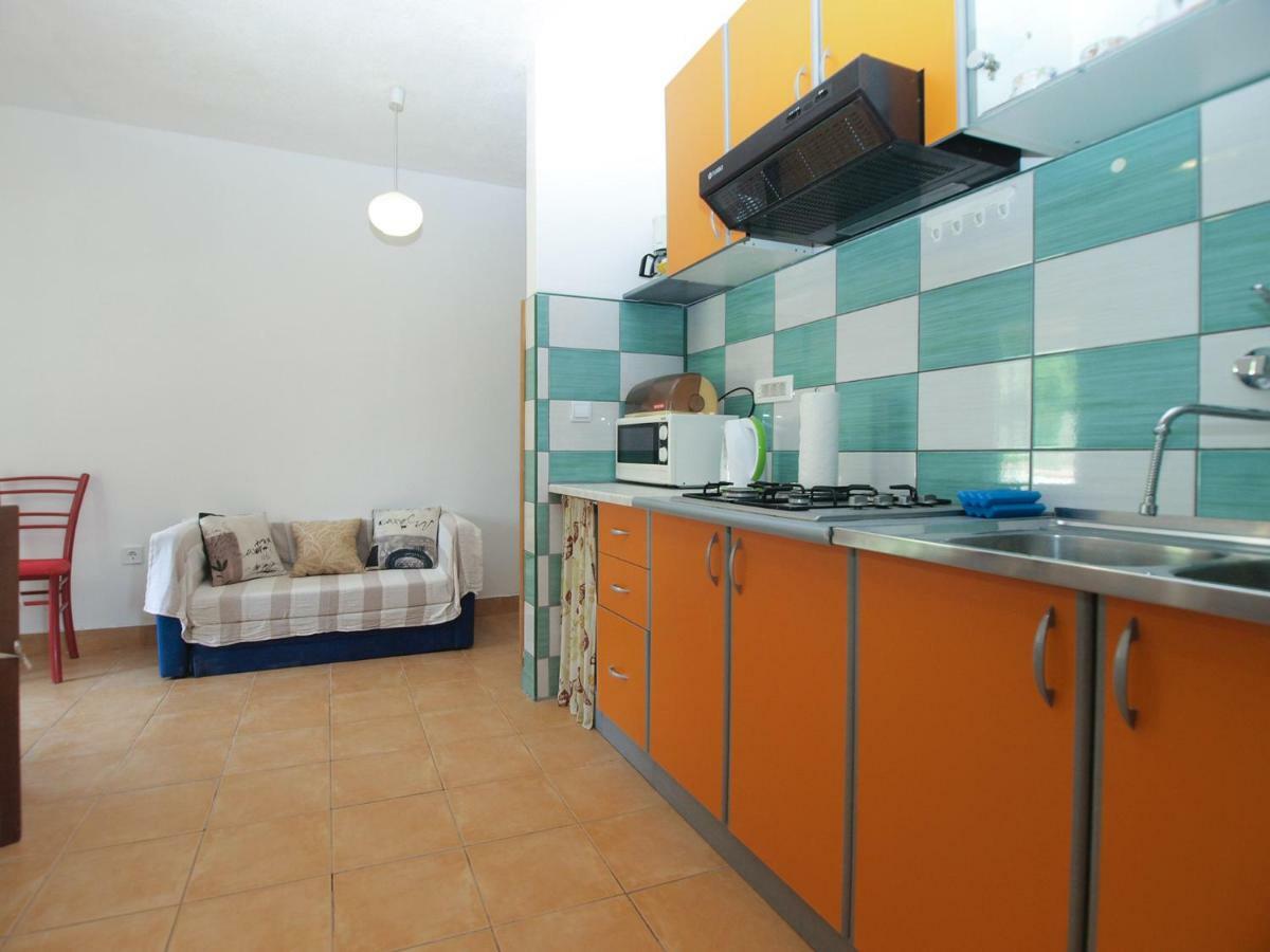 Apartments Davor 1676 Banjole Esterno foto